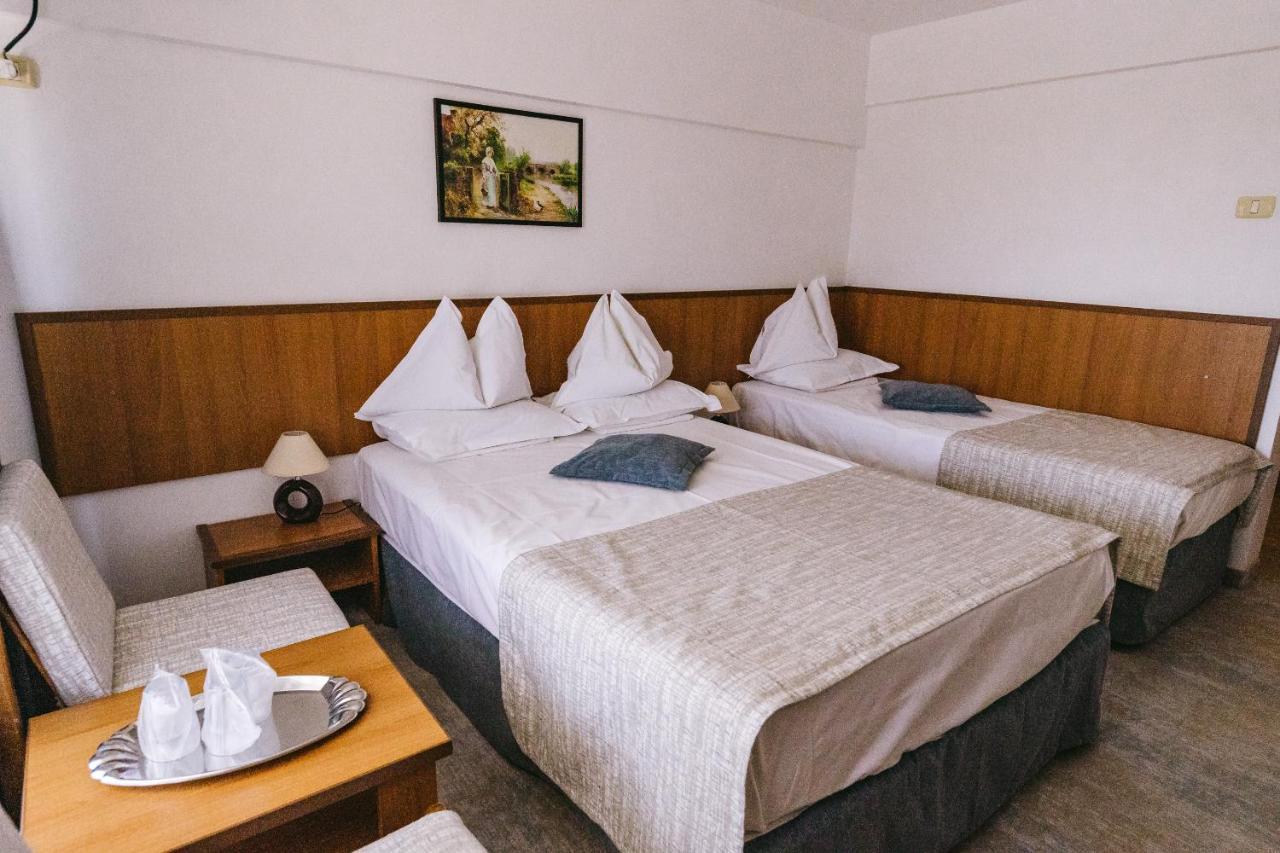 Hotel Condor Мамая Екстер'єр фото