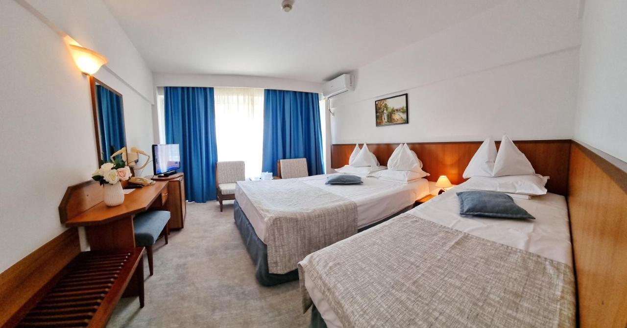 Hotel Condor Мамая Екстер'єр фото