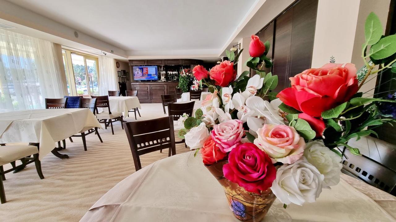 Hotel Condor Мамая Екстер'єр фото