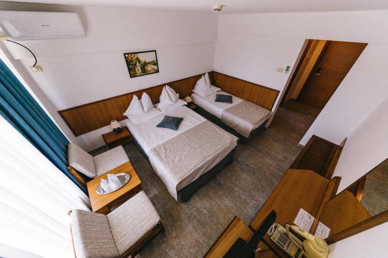 Hotel Condor Мамая Екстер'єр фото
