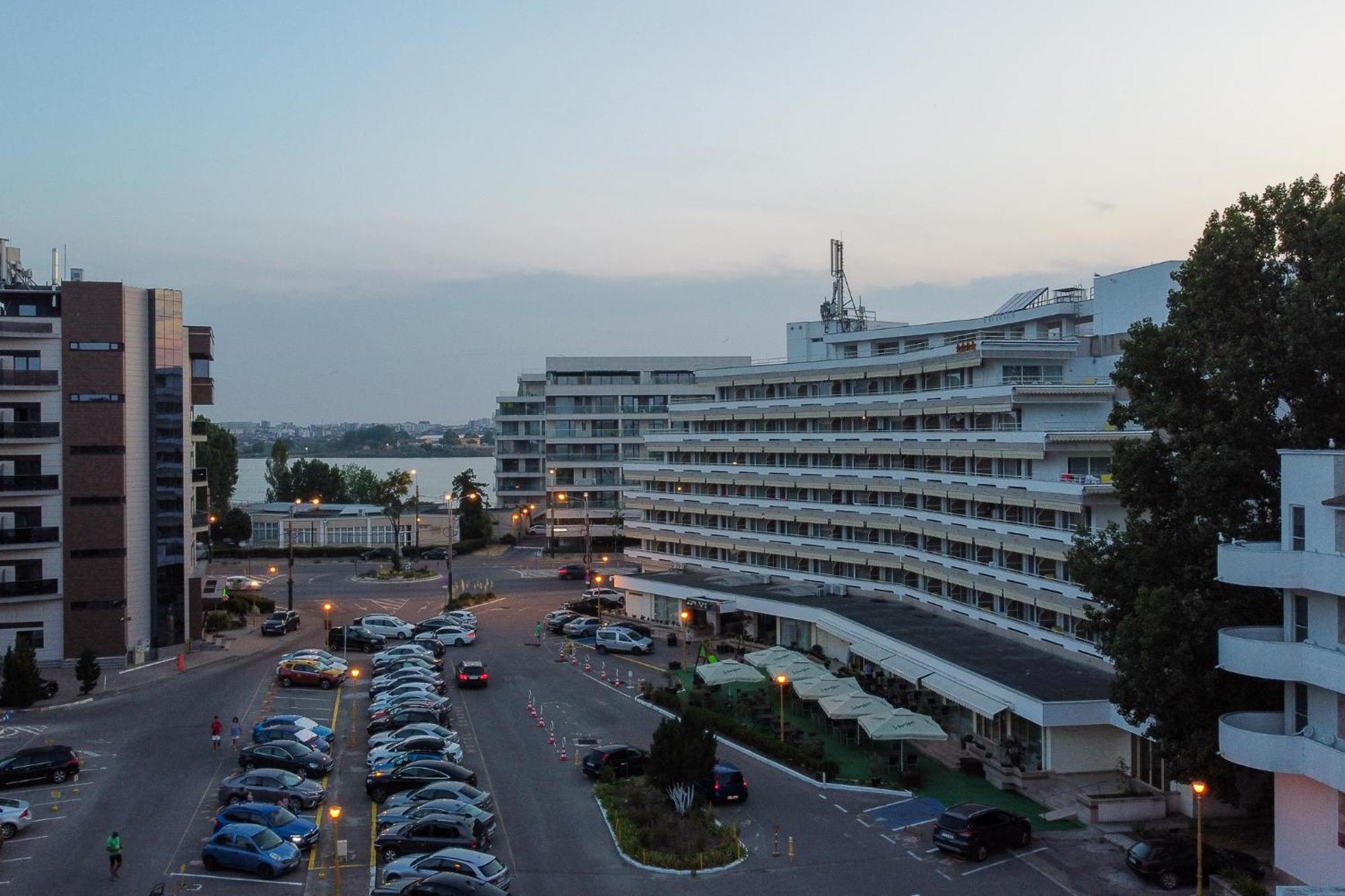Hotel Condor Мамая Екстер'єр фото