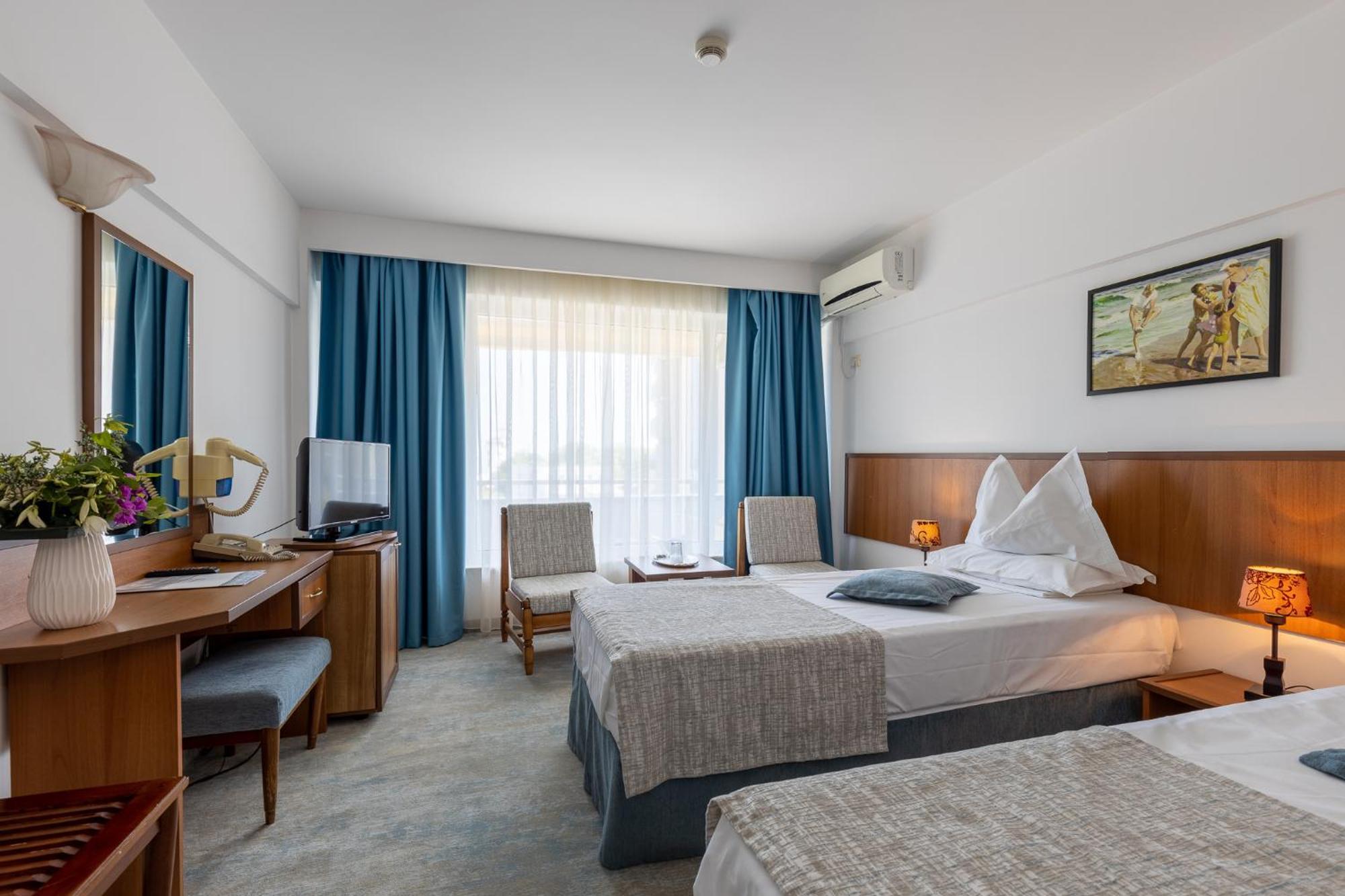 Hotel Condor Мамая Екстер'єр фото