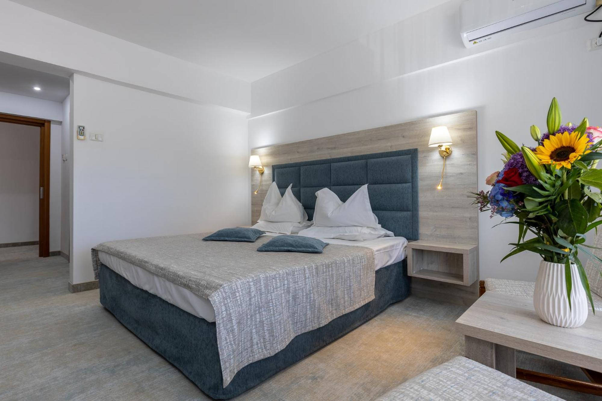 Hotel Condor Мамая Екстер'єр фото